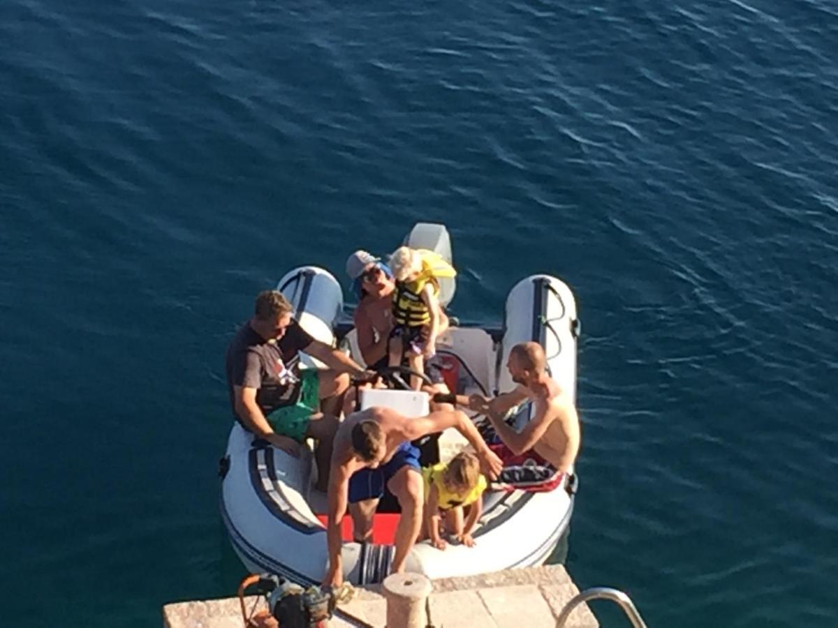 Villa Basthel Direct Aan Zee ,Verwarmd Zwembad En Sauna Barić Draga Εξωτερικό φωτογραφία